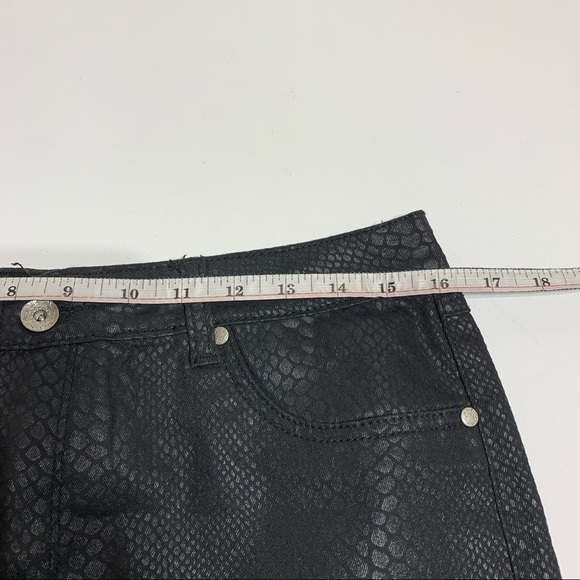 Suko jeans snake print mini skirt - Picture 4 of 5